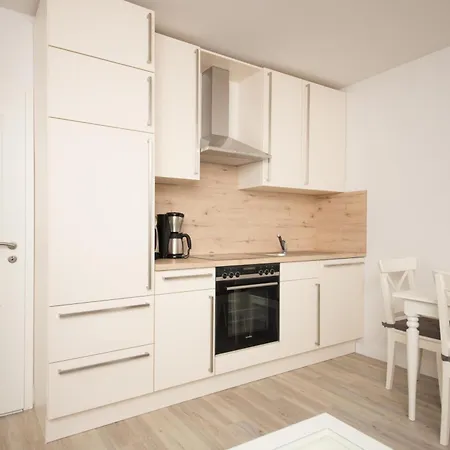 Апарт-отель Appartementhaus Schleiblick 3*