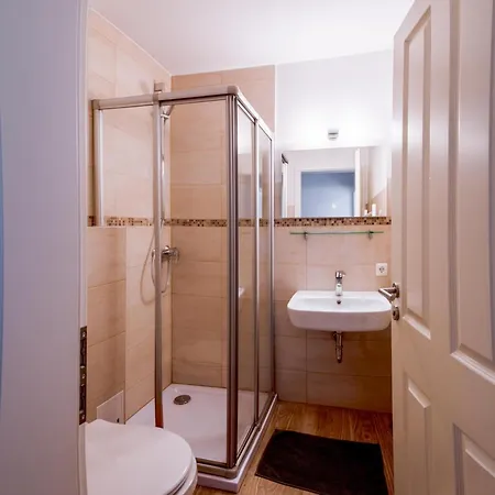 Aparthotel Appartementhaus Schleiblick 3*