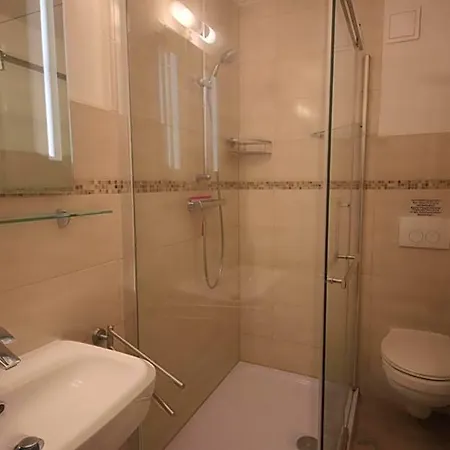 Apartahotel Appartementhaus Schleiblick 4*